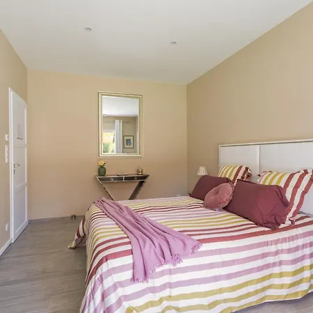 Гостевой дом La Du Parc 3*